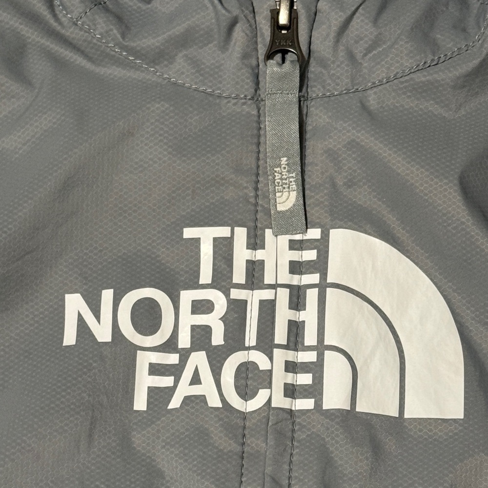 The North Face Light Gray Flurry Wind Jacket Size 12-18 Months - Picture 5 of 6